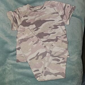 Jessica Simpson Pink Camo Kids Matching Set